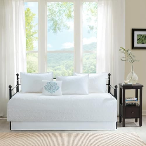Charming Reversible Daybed Cover Set 6 Piece with Shams and Pillow White
