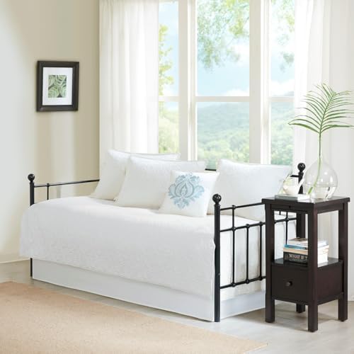 Charming Reversible Daybed Cover Set 6 Piece with Shams and Pillow White