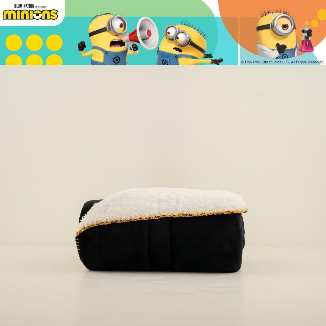 Franco Minions Kids Bedding Soft Plush Sherpa Throw