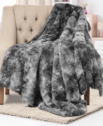 Everlasting Comfort Faux Fur Throw Blanket - Soft Fluffy Plush Throws