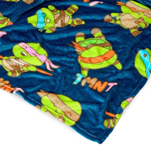 NORTHWEST Teenage Mutant Ninja Turtles Throw and Hugger Set 50 x 60 Inches