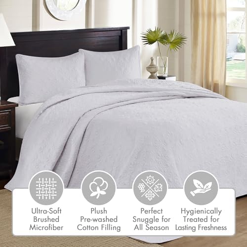 Madison Park Quebec Reversible Quilt Set Damask Design