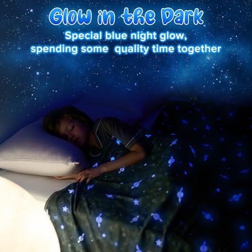 LUXEAR Cooling Blanket with Glow in the Dark Design
