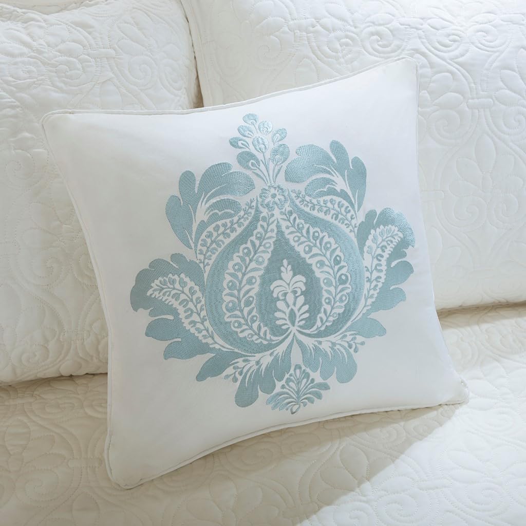 Charming Reversible Daybed Cover Set 6 Piece with Shams and Pillow White