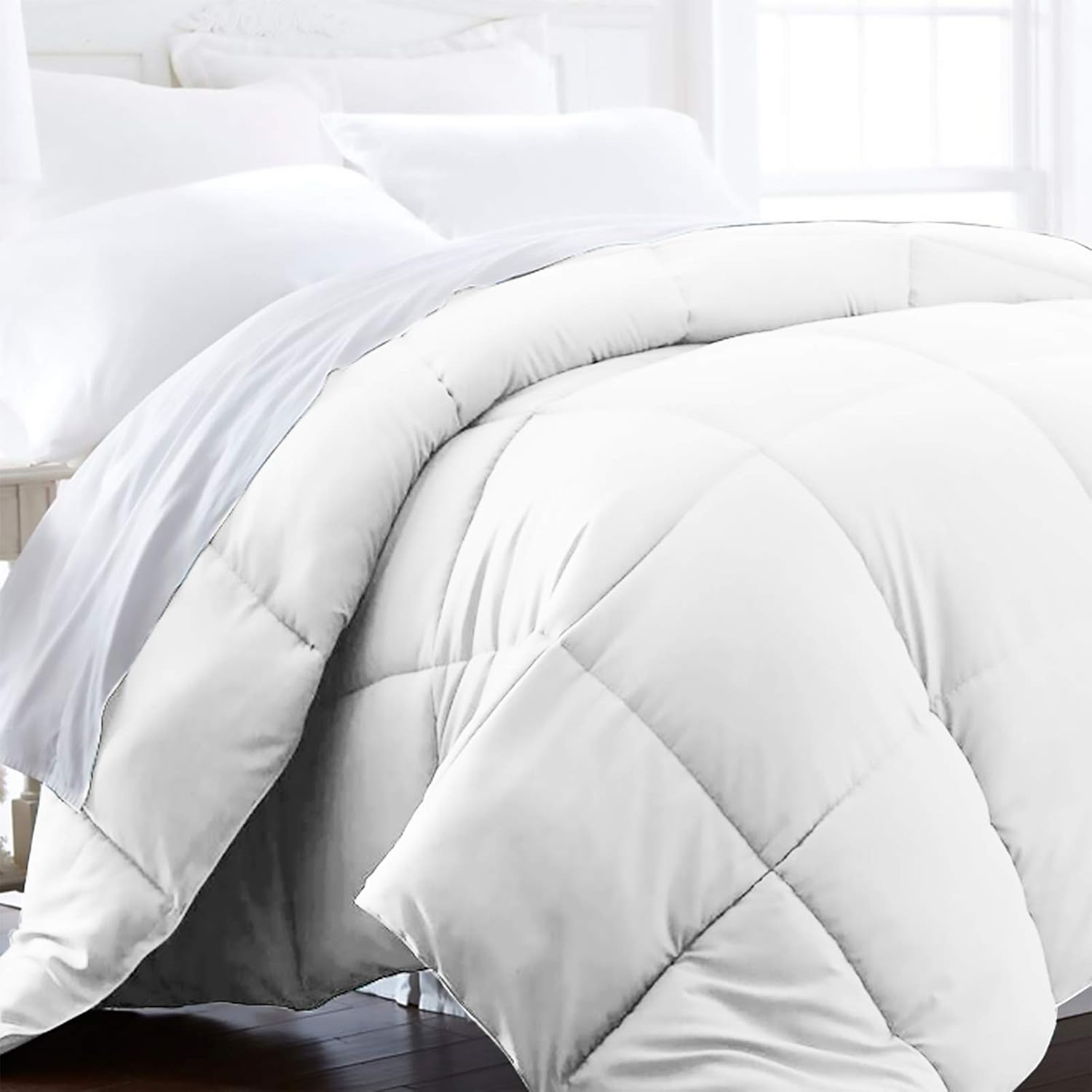 Beckham Luxury Linens Comforter - 1600 Series Down Alternative