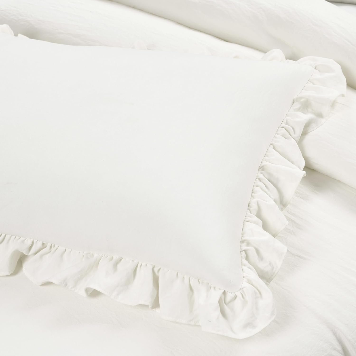 Lush Decor Reyna Soft Knitted Ruffle Daybed Set