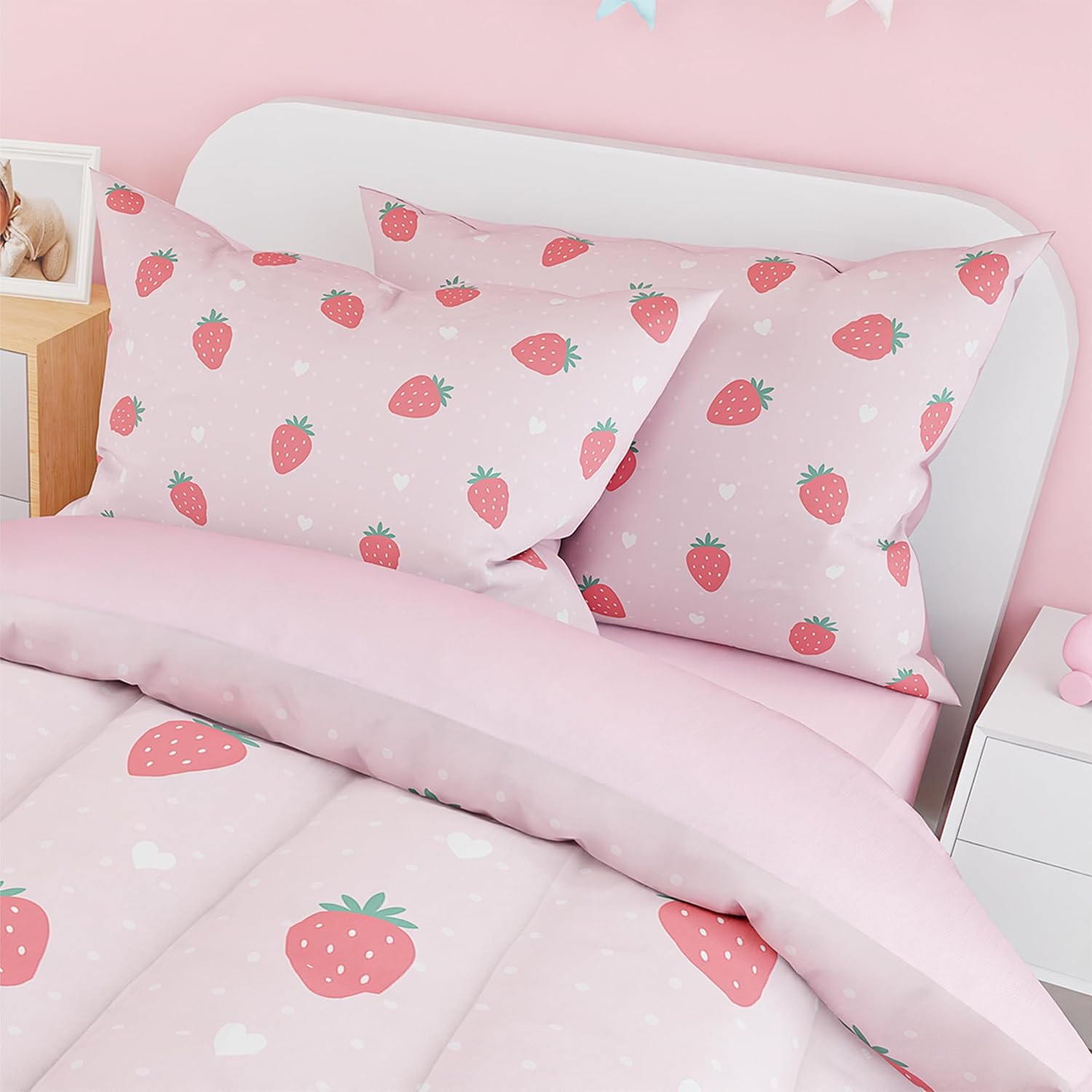 SANDJEST Strawberry Duvet Cover Set for Kids 1