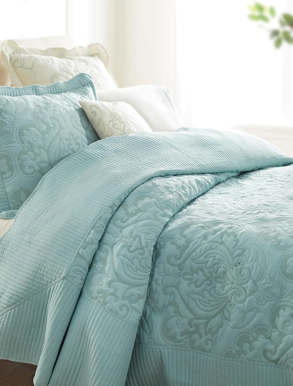 BrylaneHome Ultra Soft Damask Bedspread - King Ivory Lavender