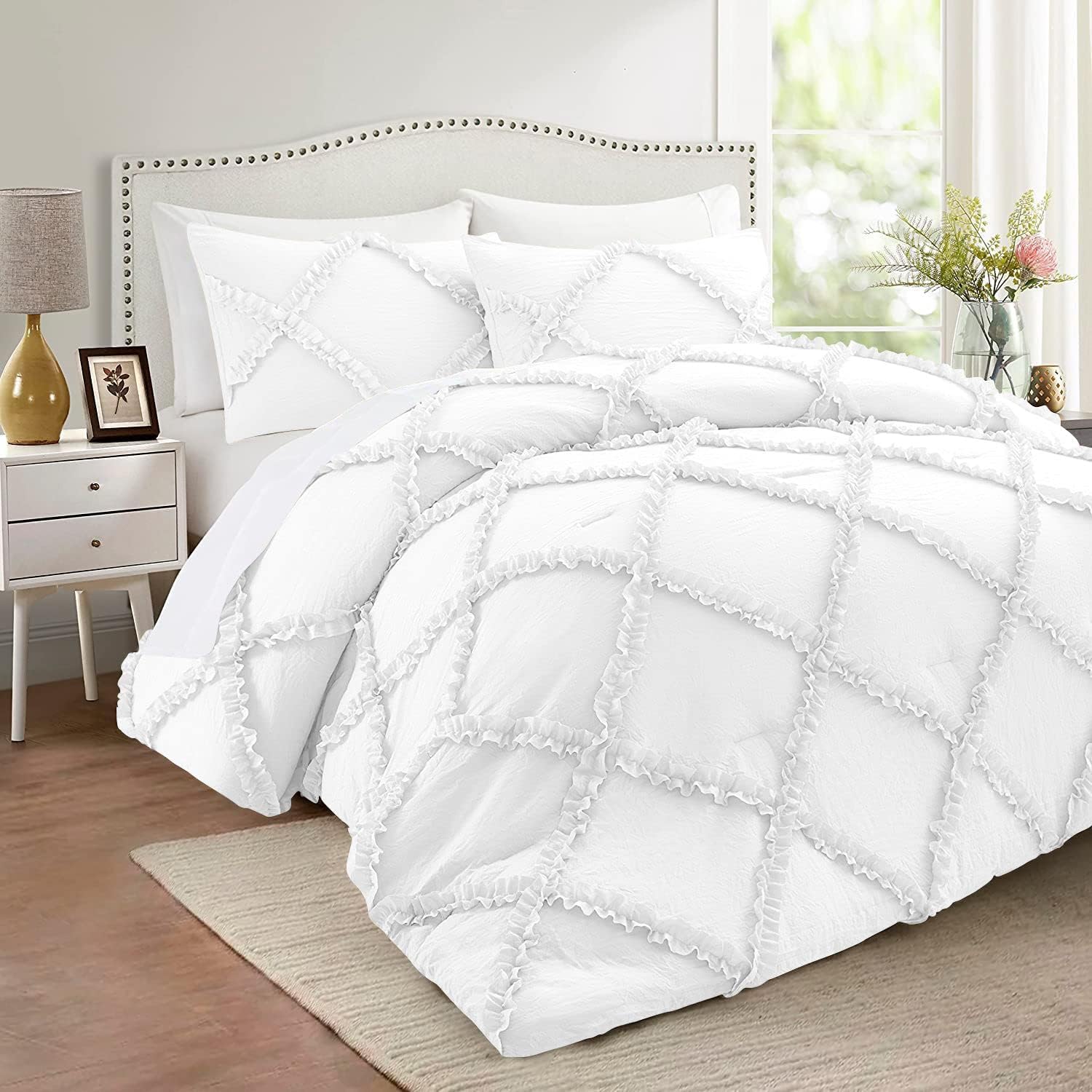 Diamond Ruffle Comforter Set 3 Piece White