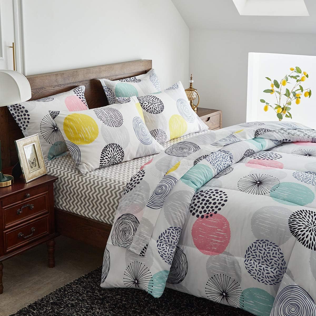 UOZZI BEDDING 7-Piece Queen Comforter Sheet Set