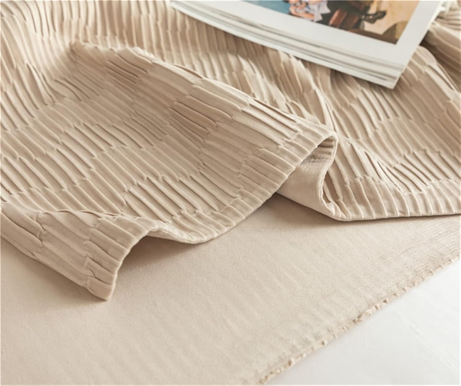 Fudaiki Bed Runner Quilted Fleece Bed Throw for King Bed