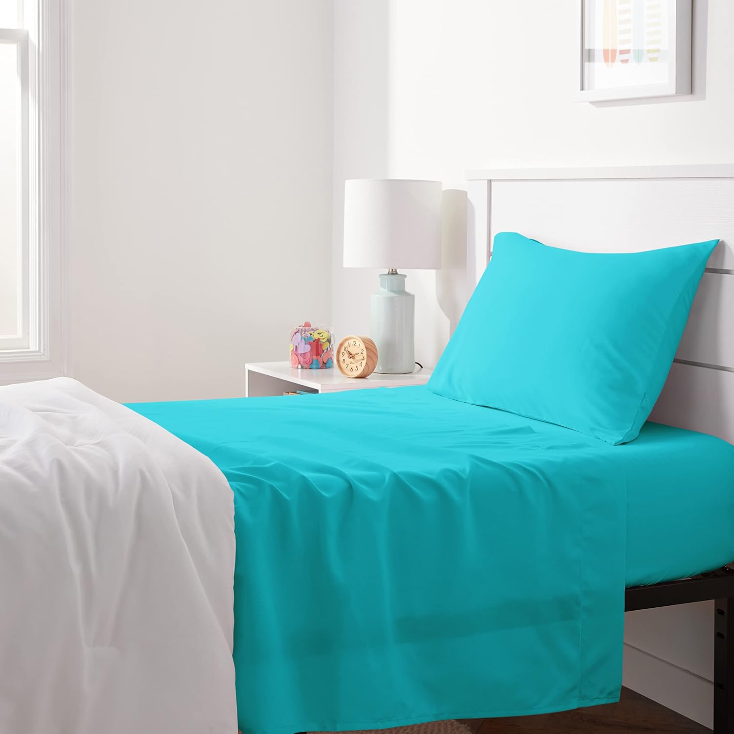 Amazon Basics 3-Piece Twin Microfiber Sheet Set Bright Aqua 1
