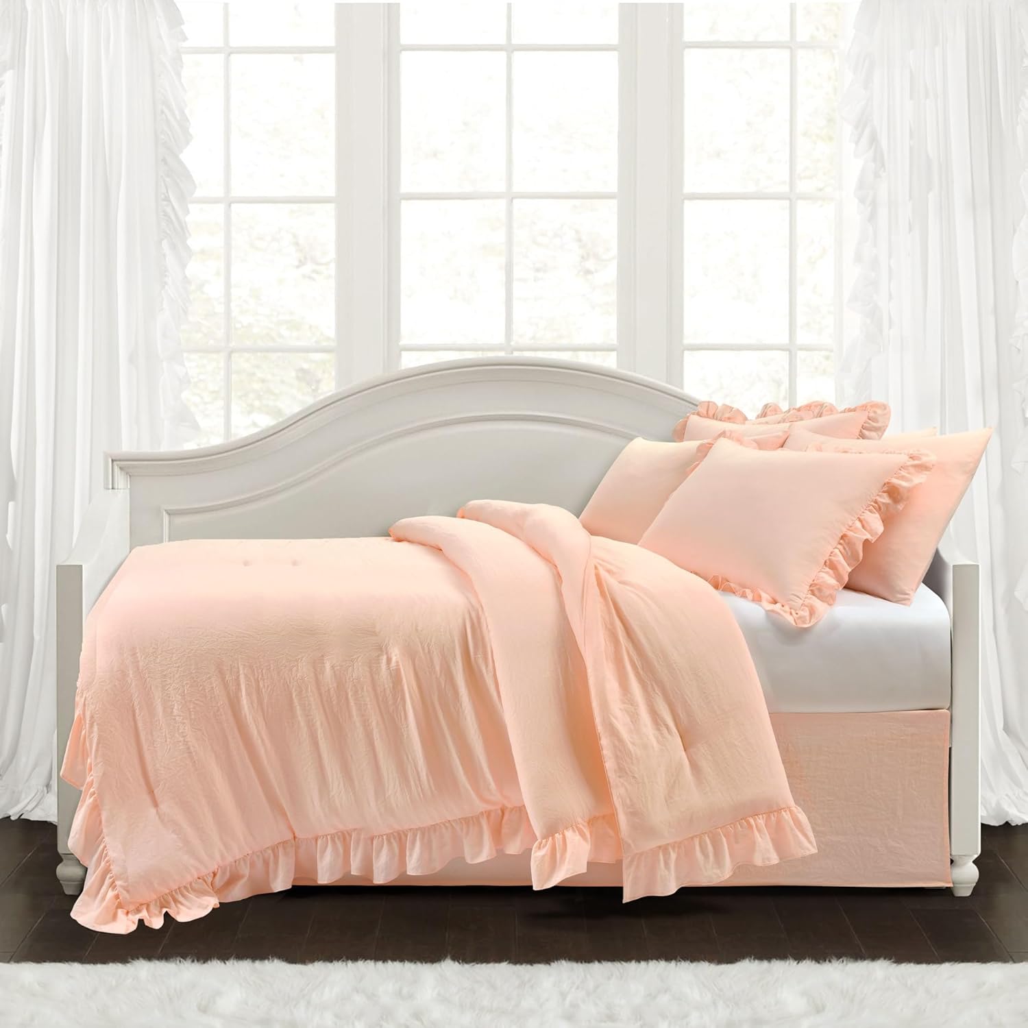 Lush Decor Reyna Soft Knitted Ruffle Daybed Set