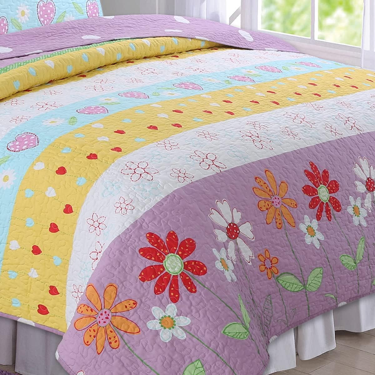 Cozy Line Home Fashions Floral Heart Print Reversible Quilt Set