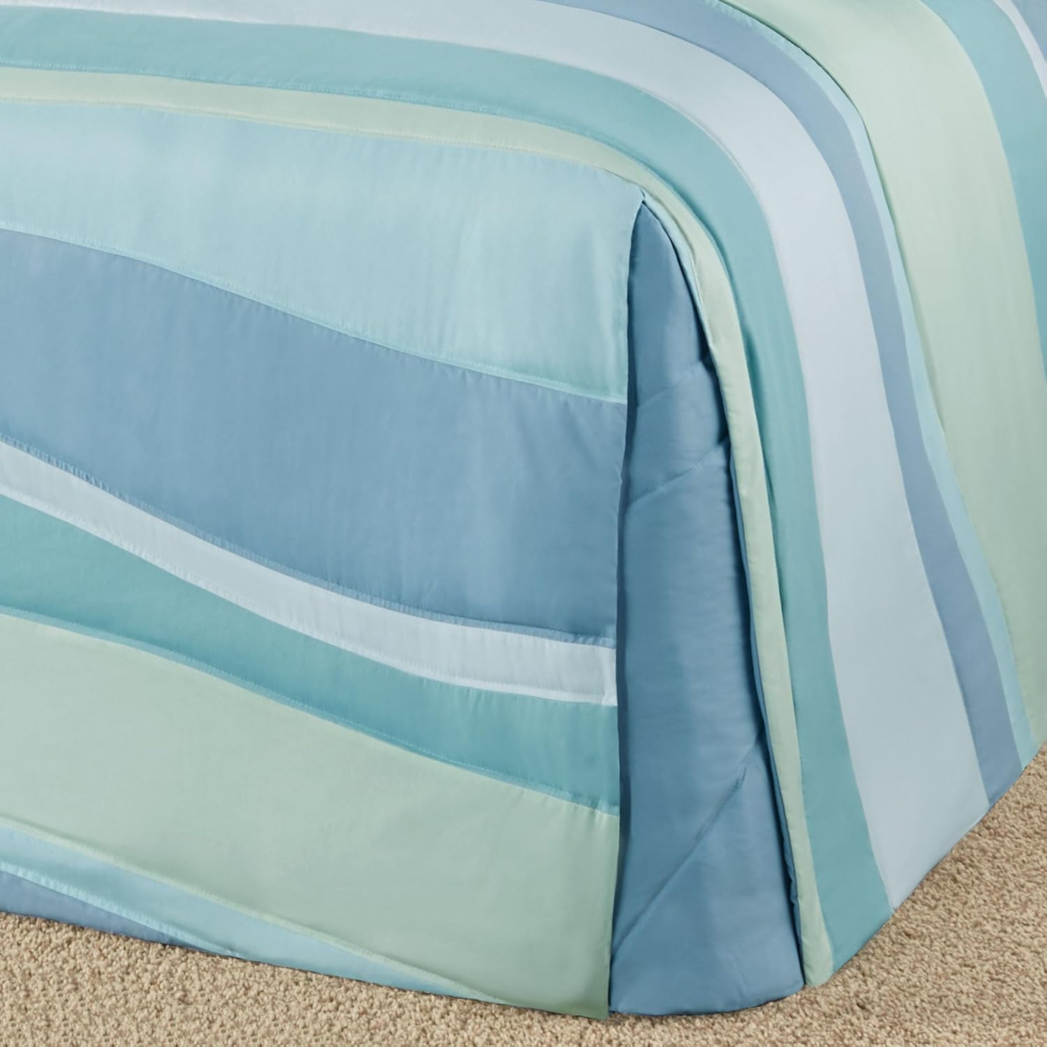 Touch of Class Ocean Tides II 8-Piece Daybed Bedding Set