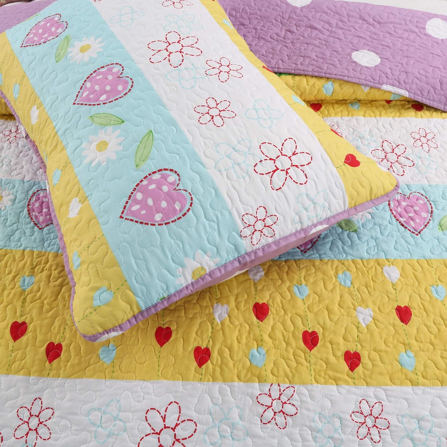 Cozy Line Home Fashions Floral Heart Print Reversible Quilt Set