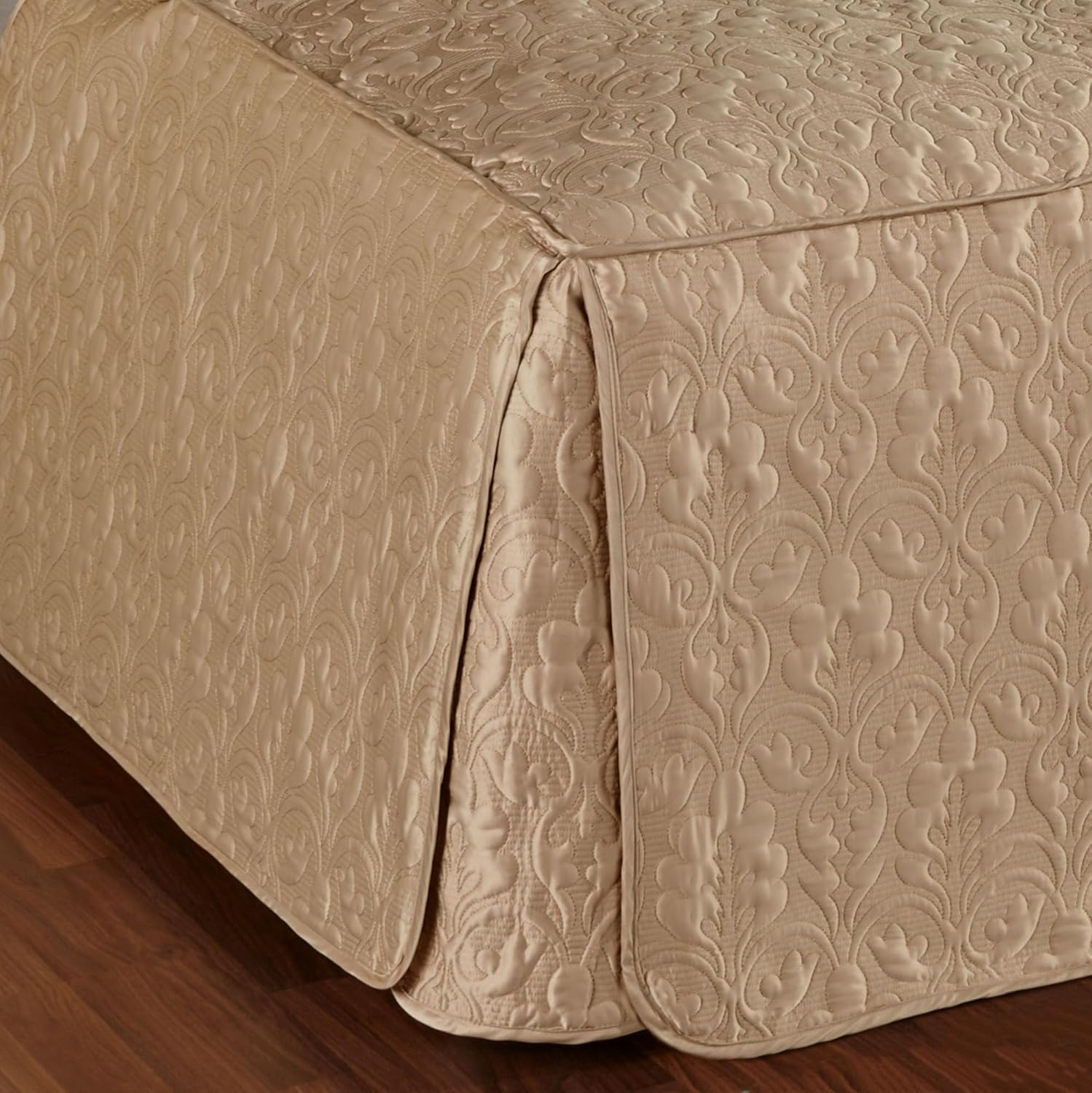 Touch of Class Cambridge Luxury 5-Piece Bed Set