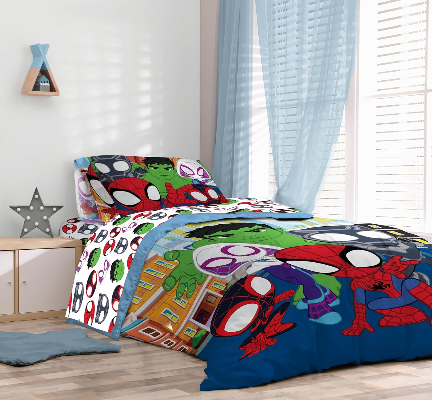 Sunny Side Up Marvel Spidey Comforter Set - 5 Piece Twin Kids Bedding