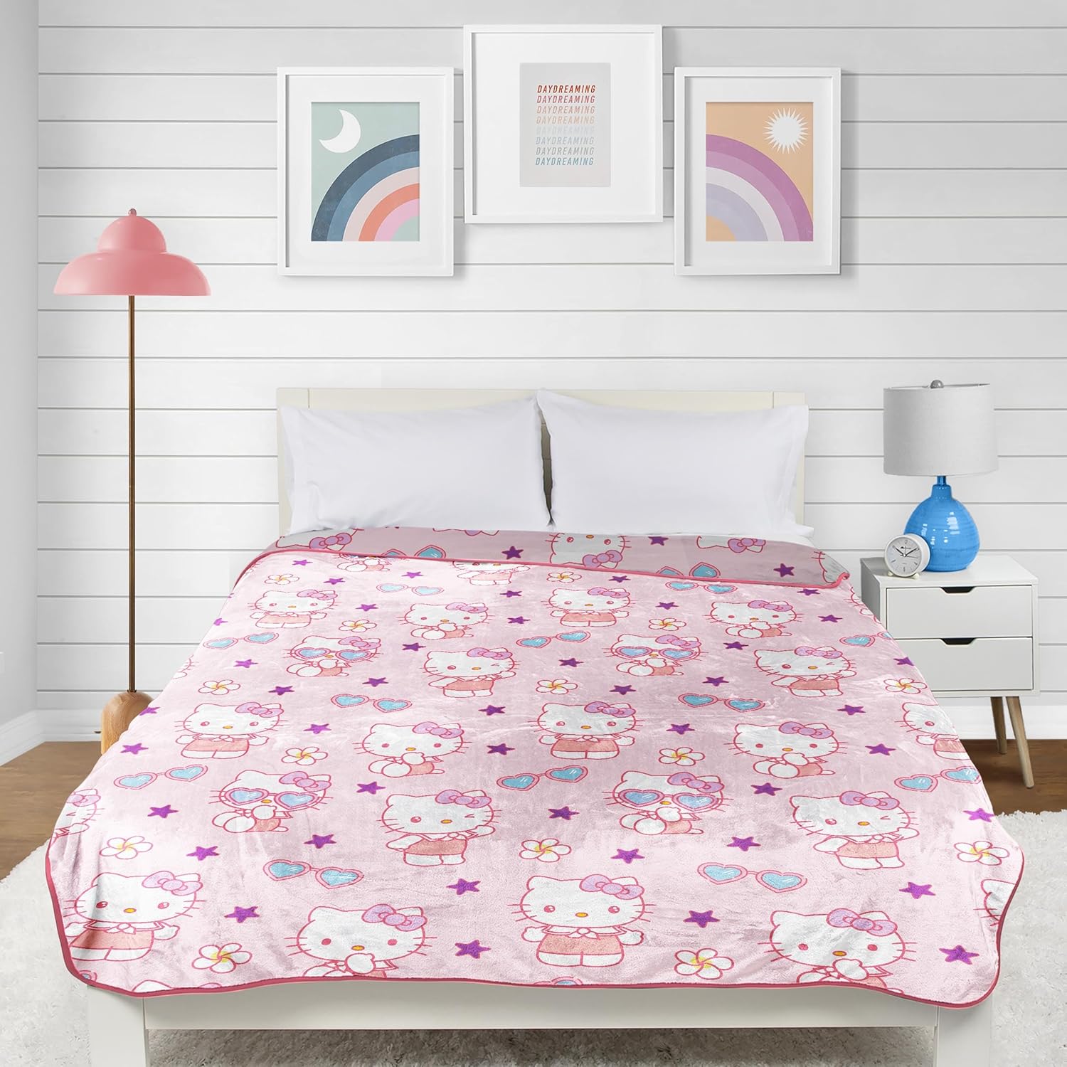 Jay Franco Hello Kitty Heart Sunglasses Throw Blanket - 60x90 Inches