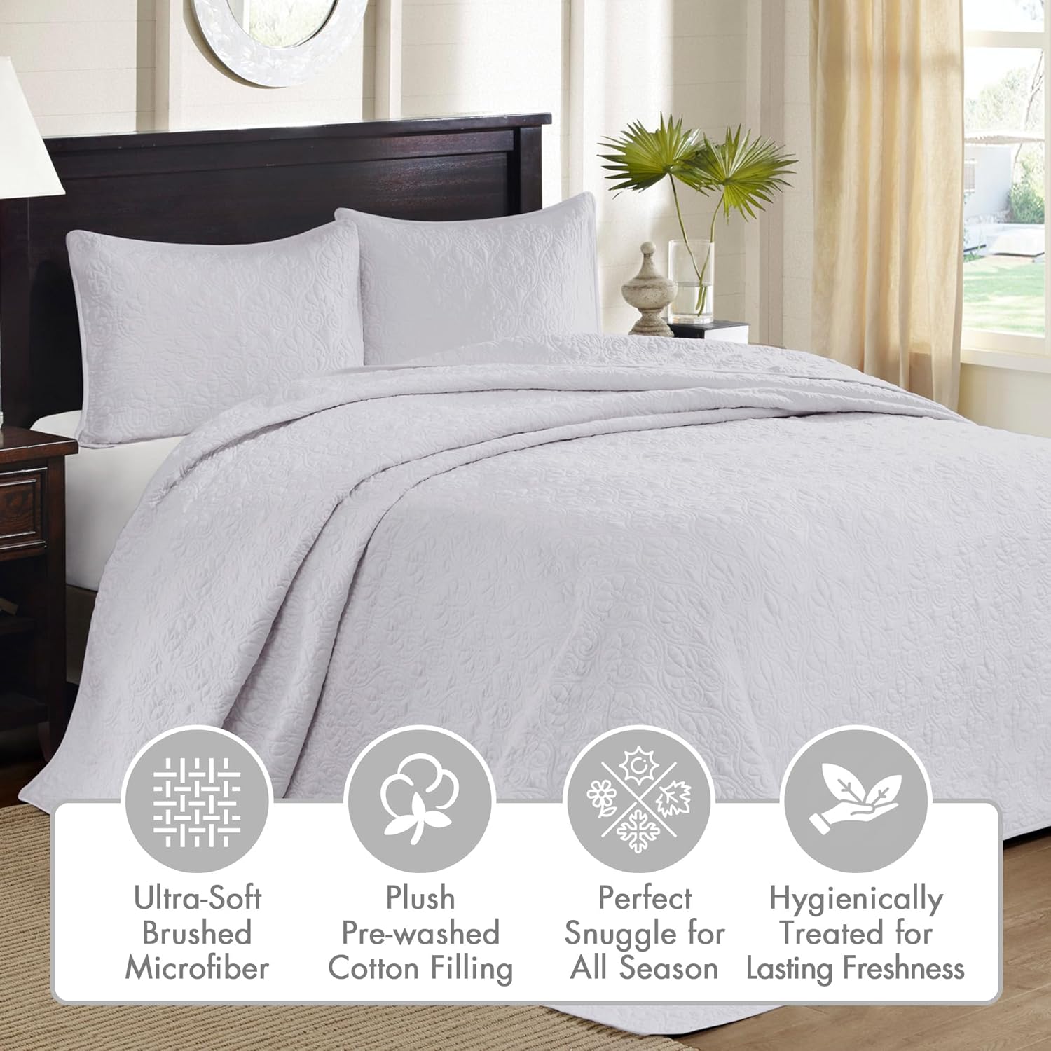 Madison Park Quebec Reversible Quilt Set Damask Design