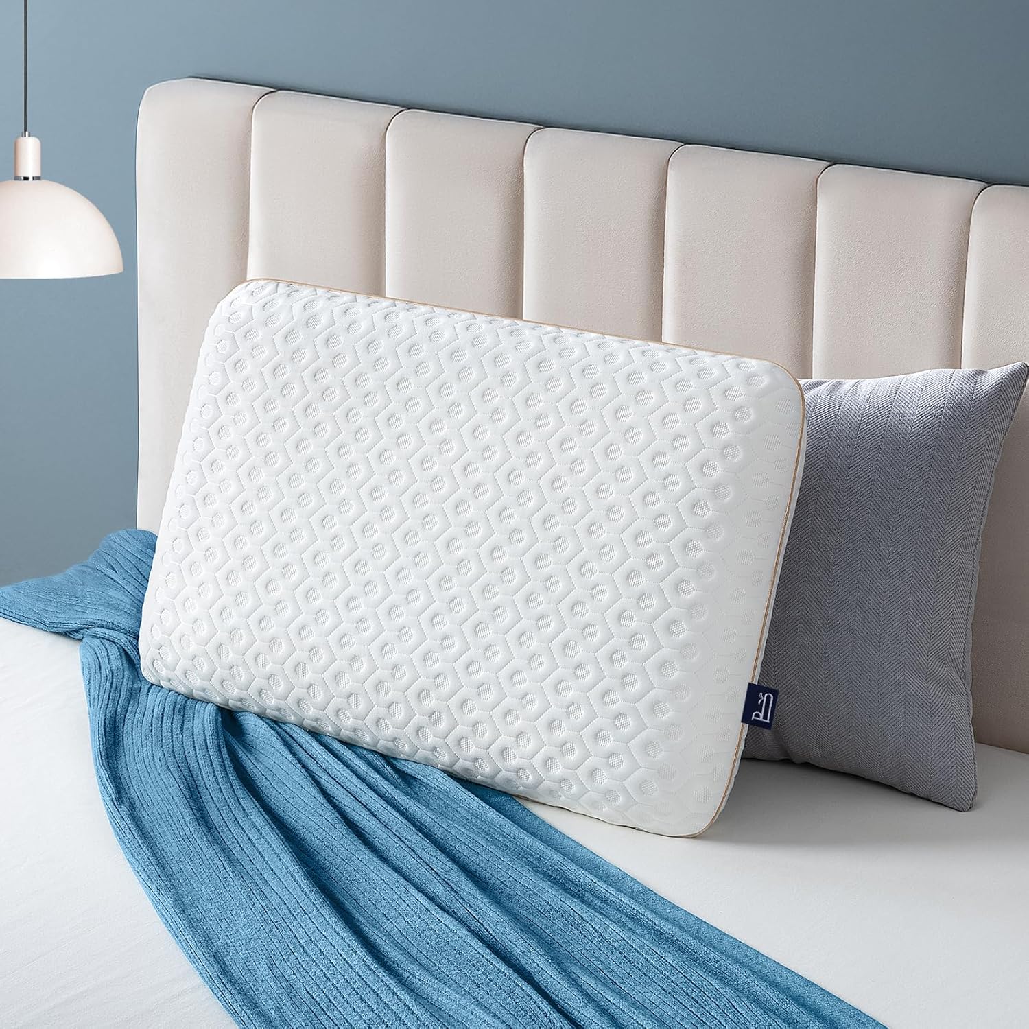 BedStory Memory Foam Pillow Queen - Medium Firm