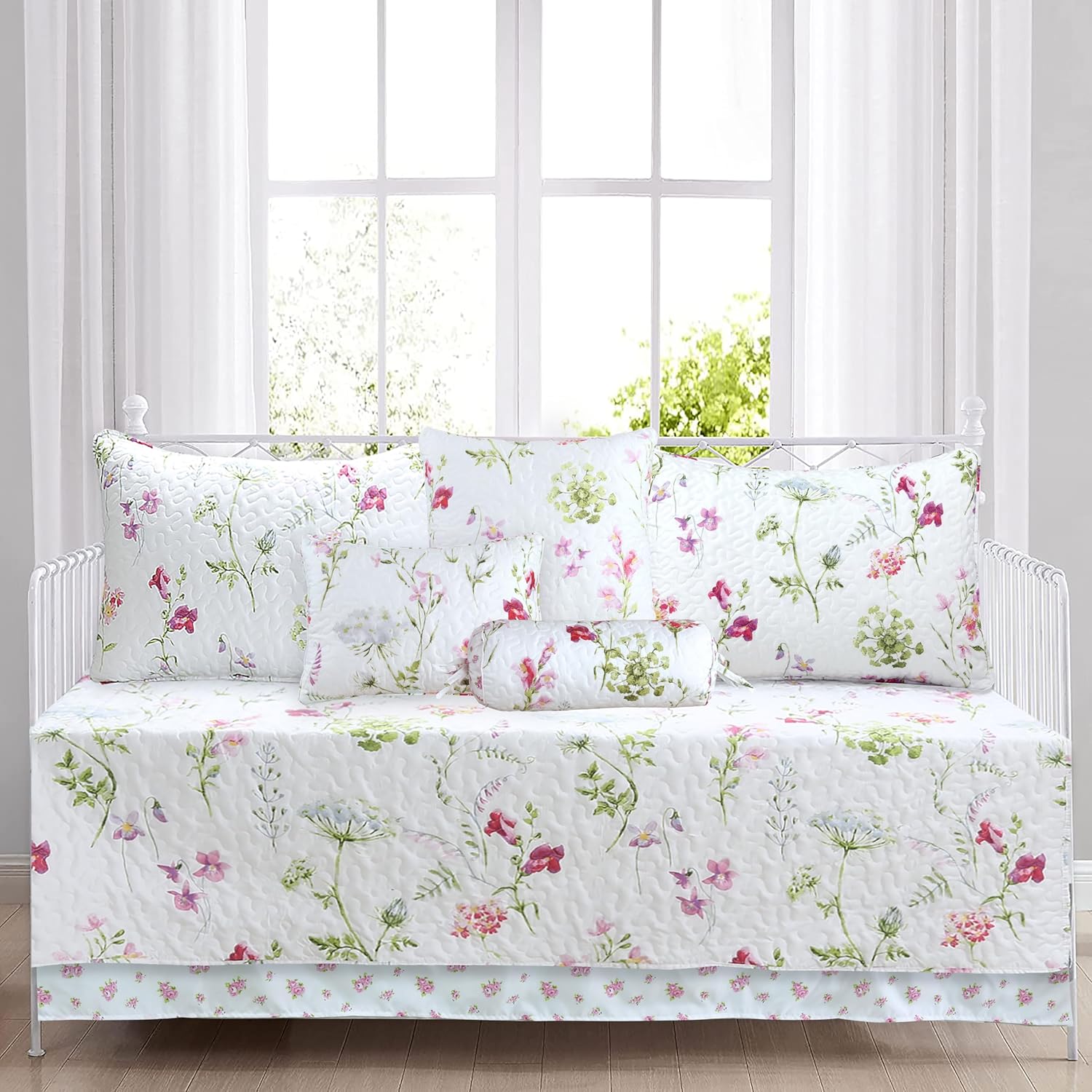 Cozy Line 7 Piece Daybed Quilted Bedding Set 1