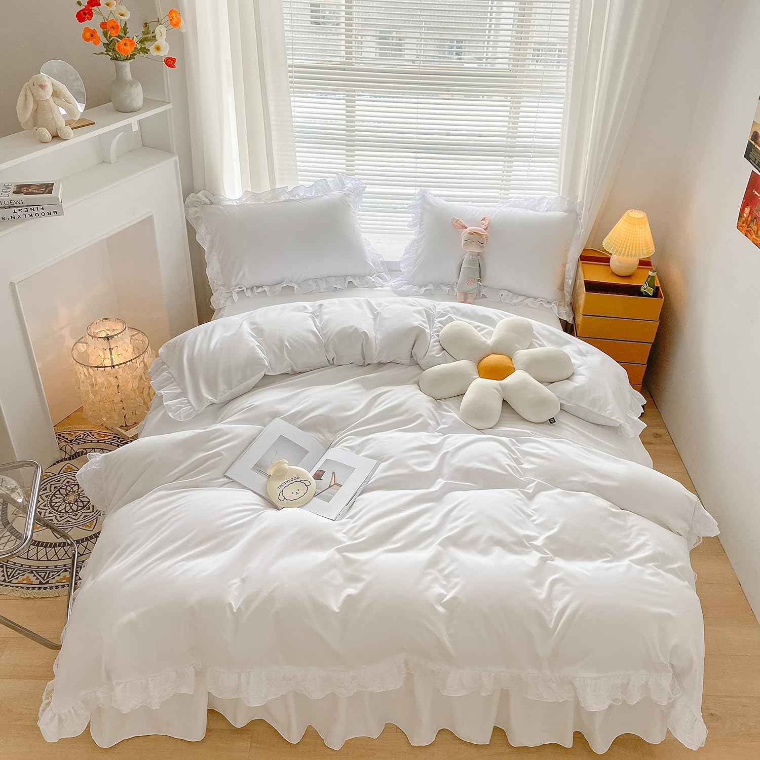 MOOWOO Chic Ruffle Lace Duvet Cover Set Twin White 2 Piece