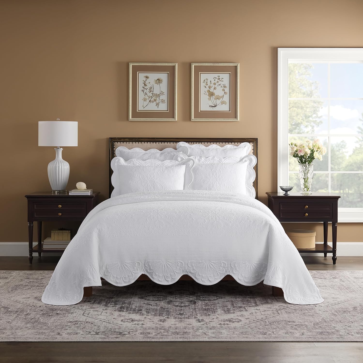 Charleston Estate Floral Matelasse Coverlet 100 Cotton