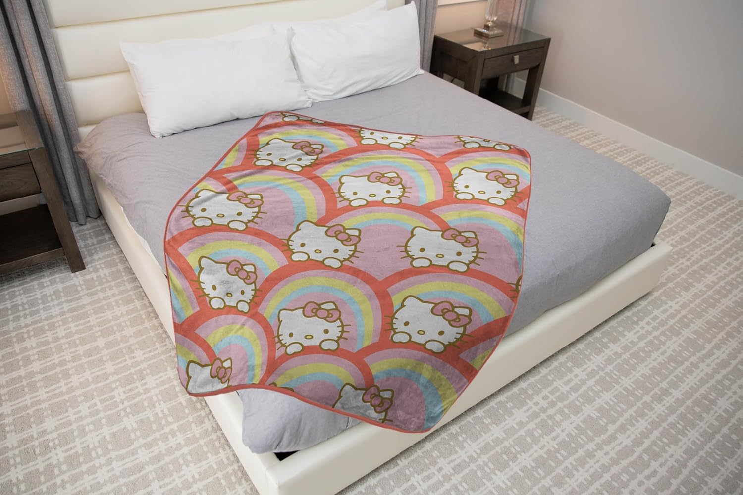 Jay Franco Hello Kitty Rainbow Plush Throw Blanket