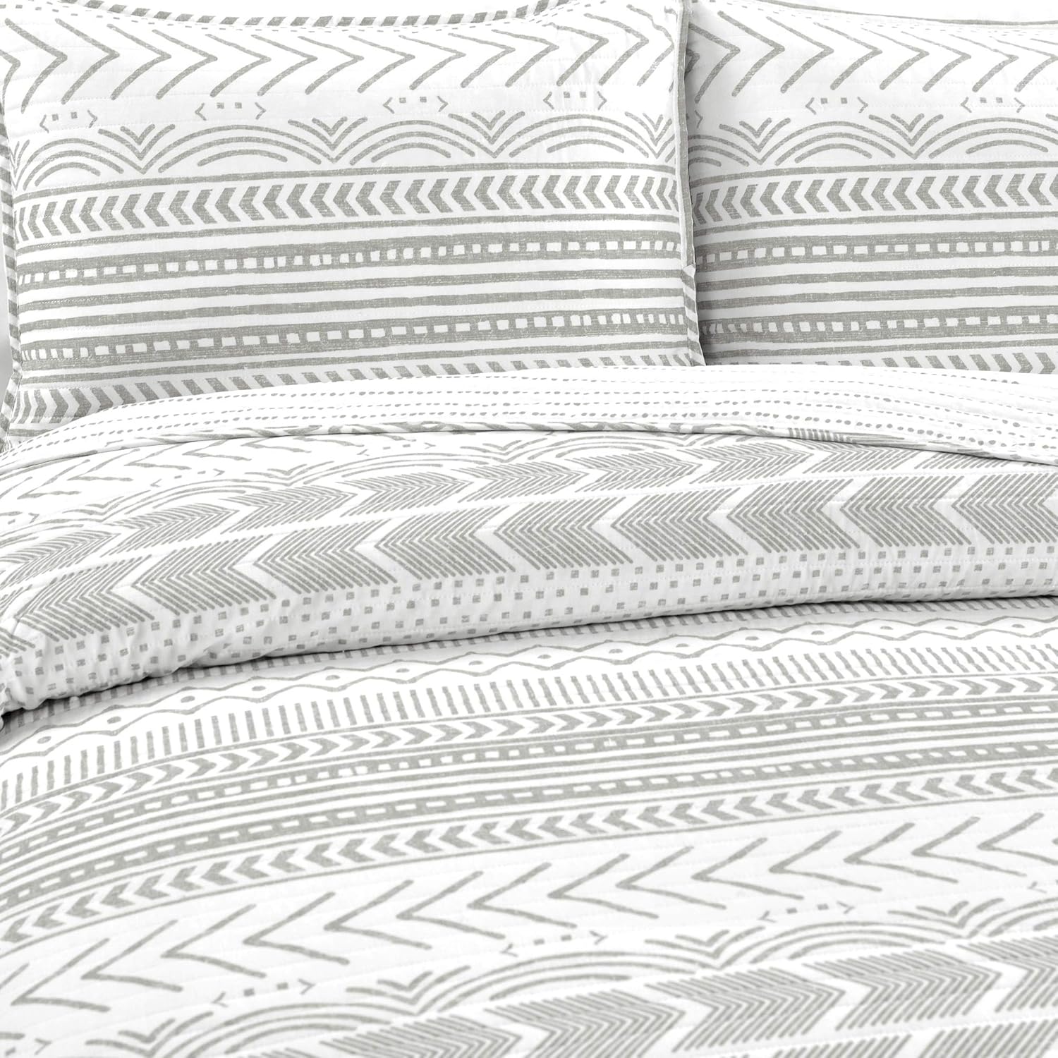 Lush Decor Hygge Geo Striped King Quilt Set
