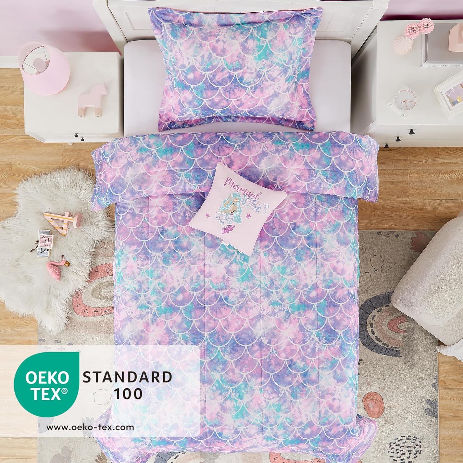 Glow in The Dark Mermaid Comforter Set for Girls 1