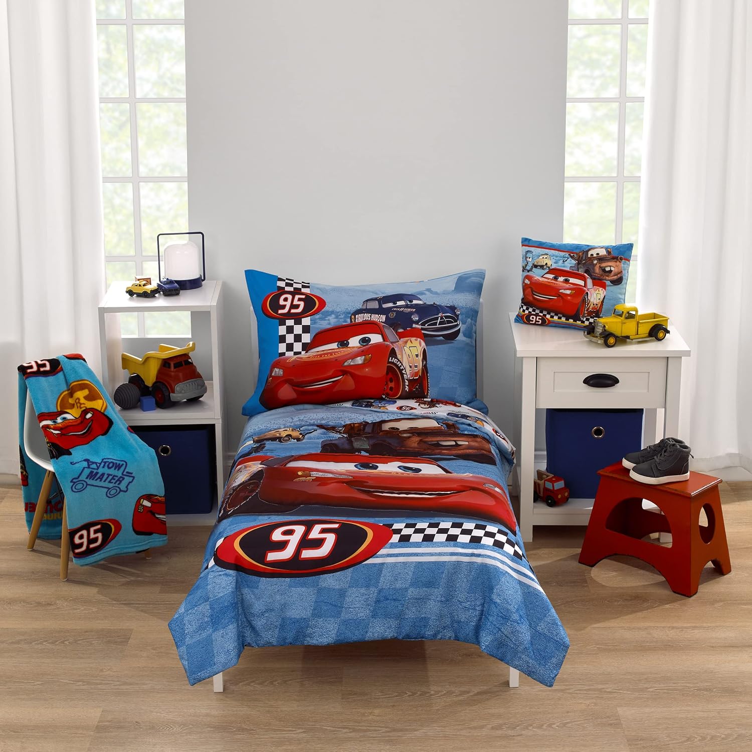 NoJo Disney Cars Toddler Bed Set 4 Piece