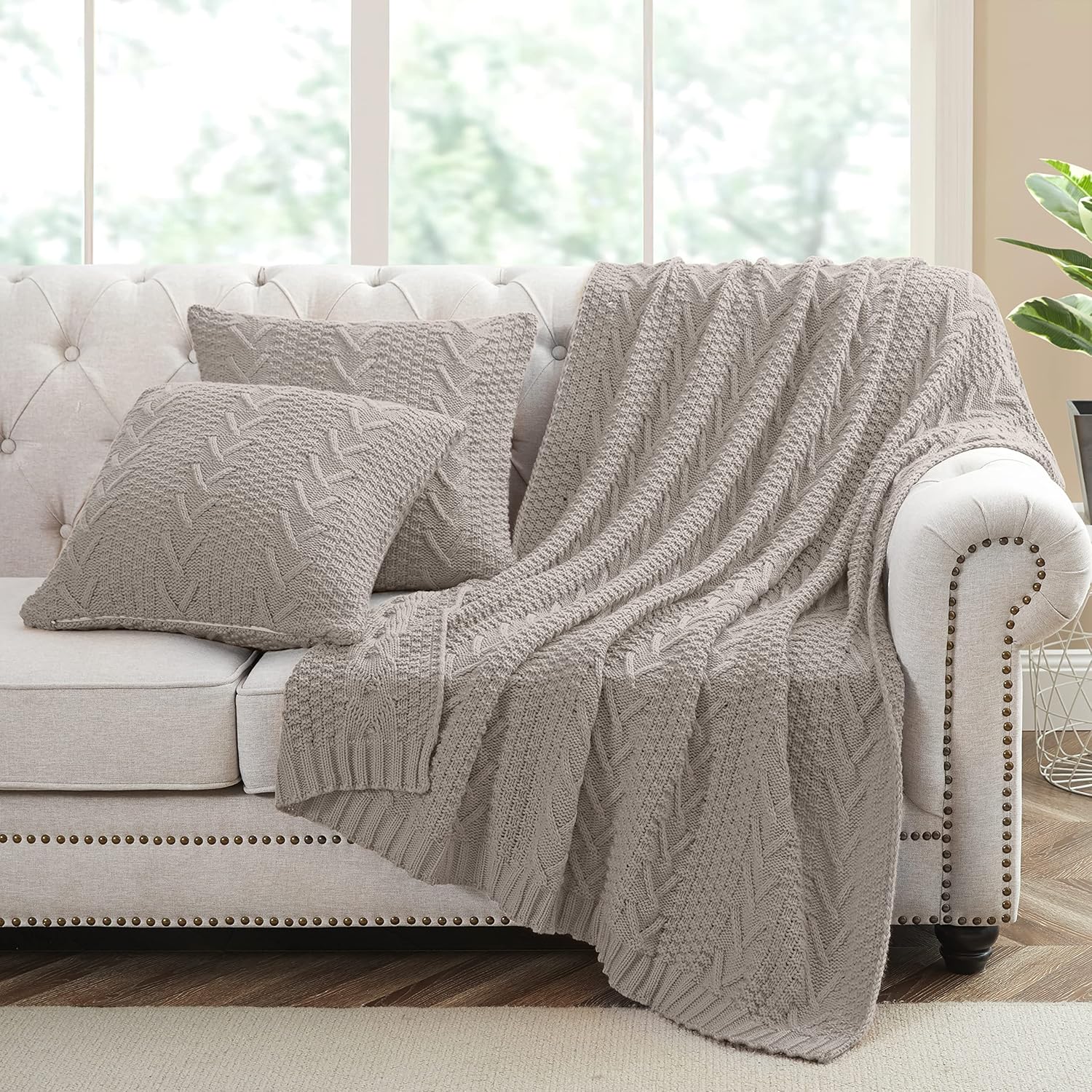 Aormenzy Knitted Throw Blanket Set with Pillow Covers