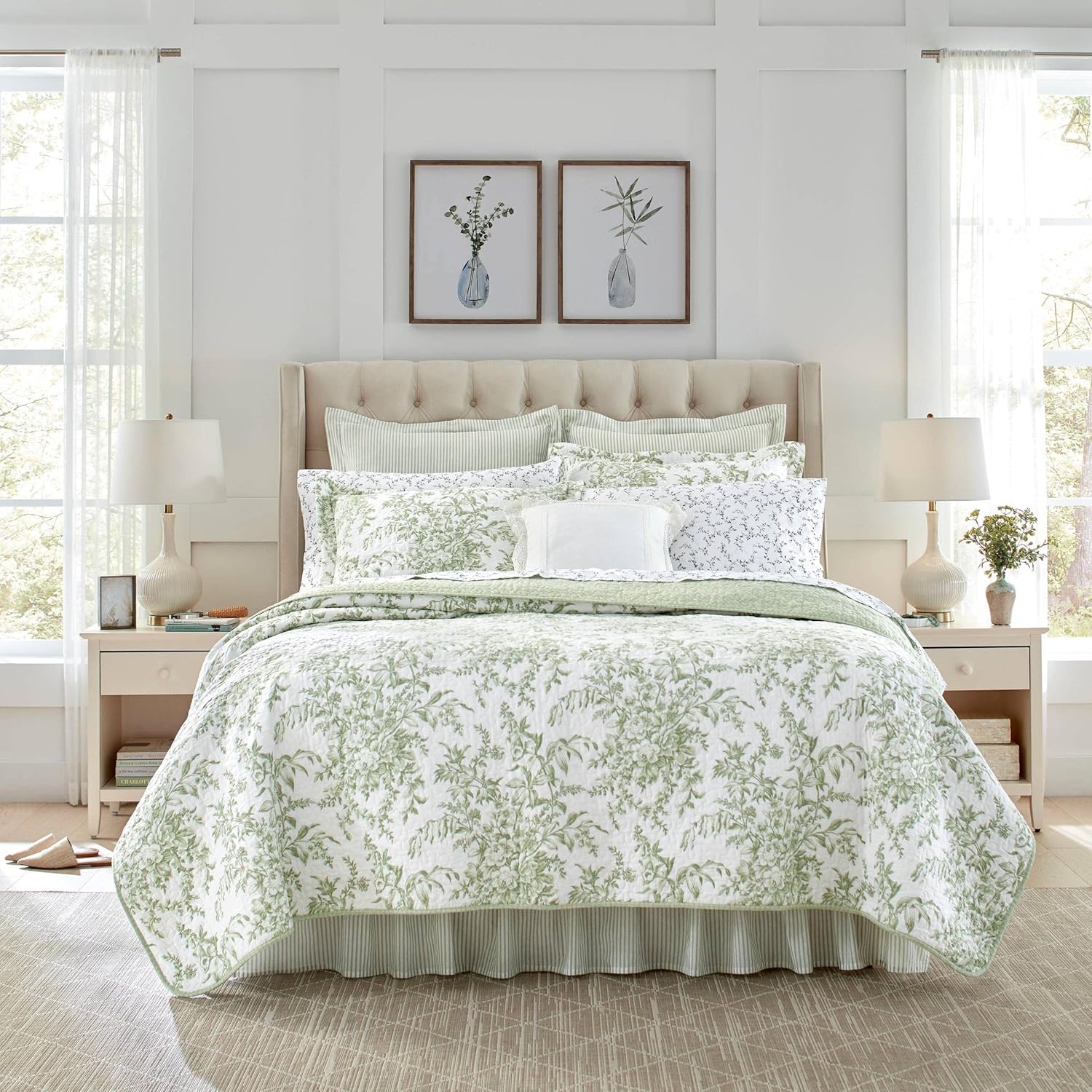 Laura Ashley King Quilt Set with Matching Shams and Bedskirt 1