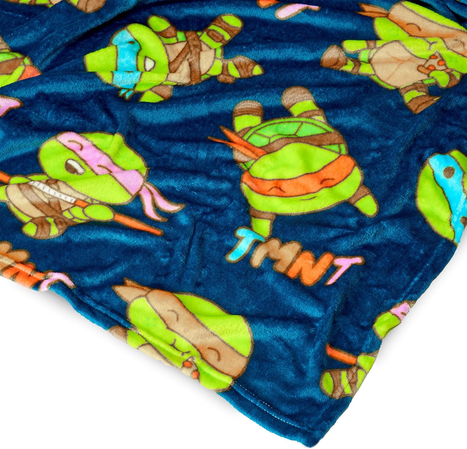 NORTHWEST Teenage Mutant Ninja Turtles Throw and Hugger Set 50 x 60 Inches
