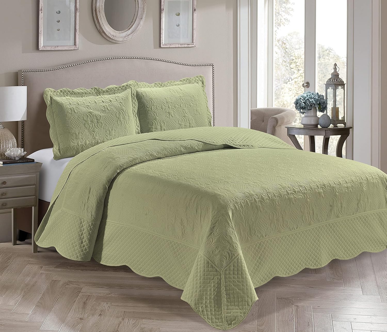 Home Collection 3 Piece Embossed Bedspread Set