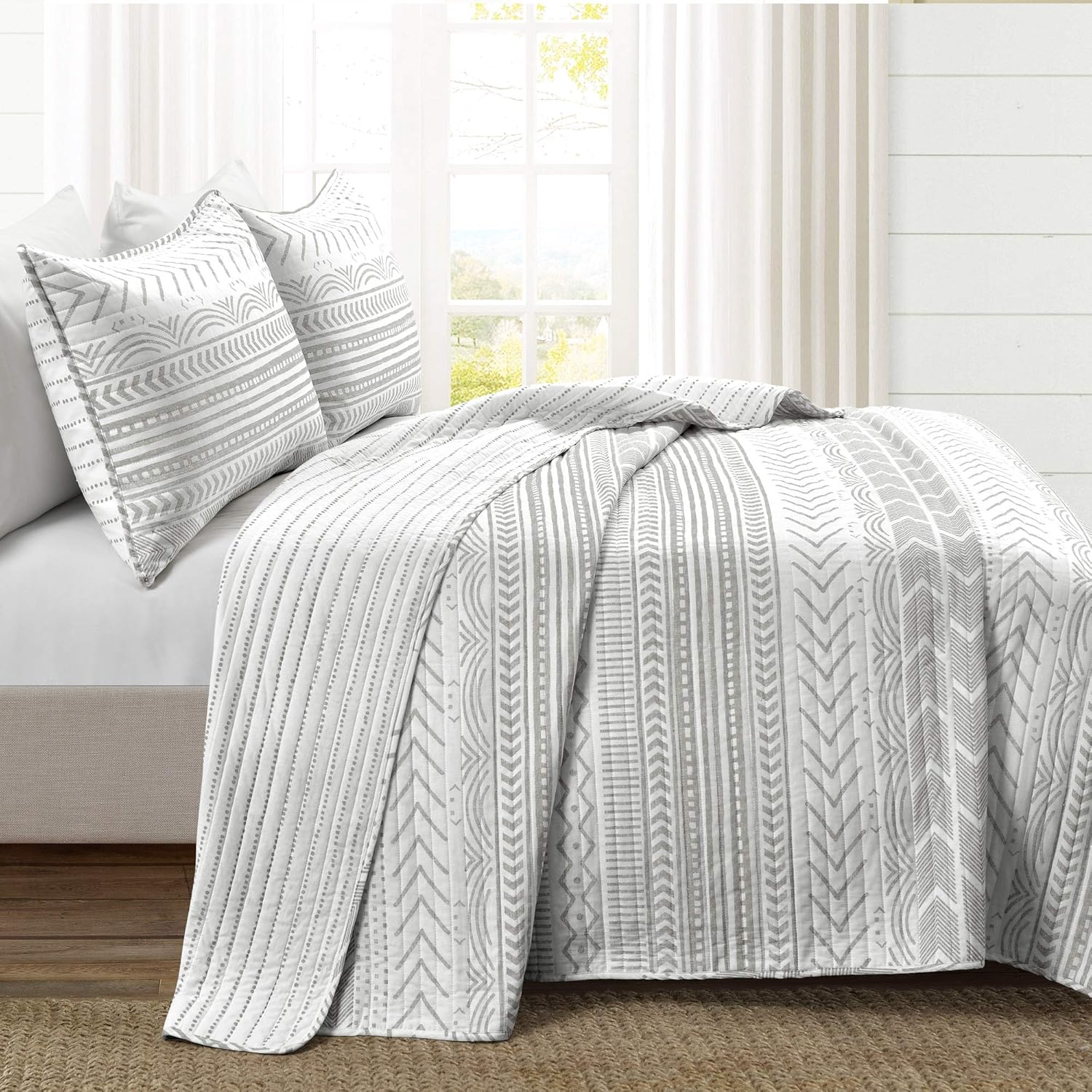 Lush Decor Hygge Geo Striped King Quilt Set