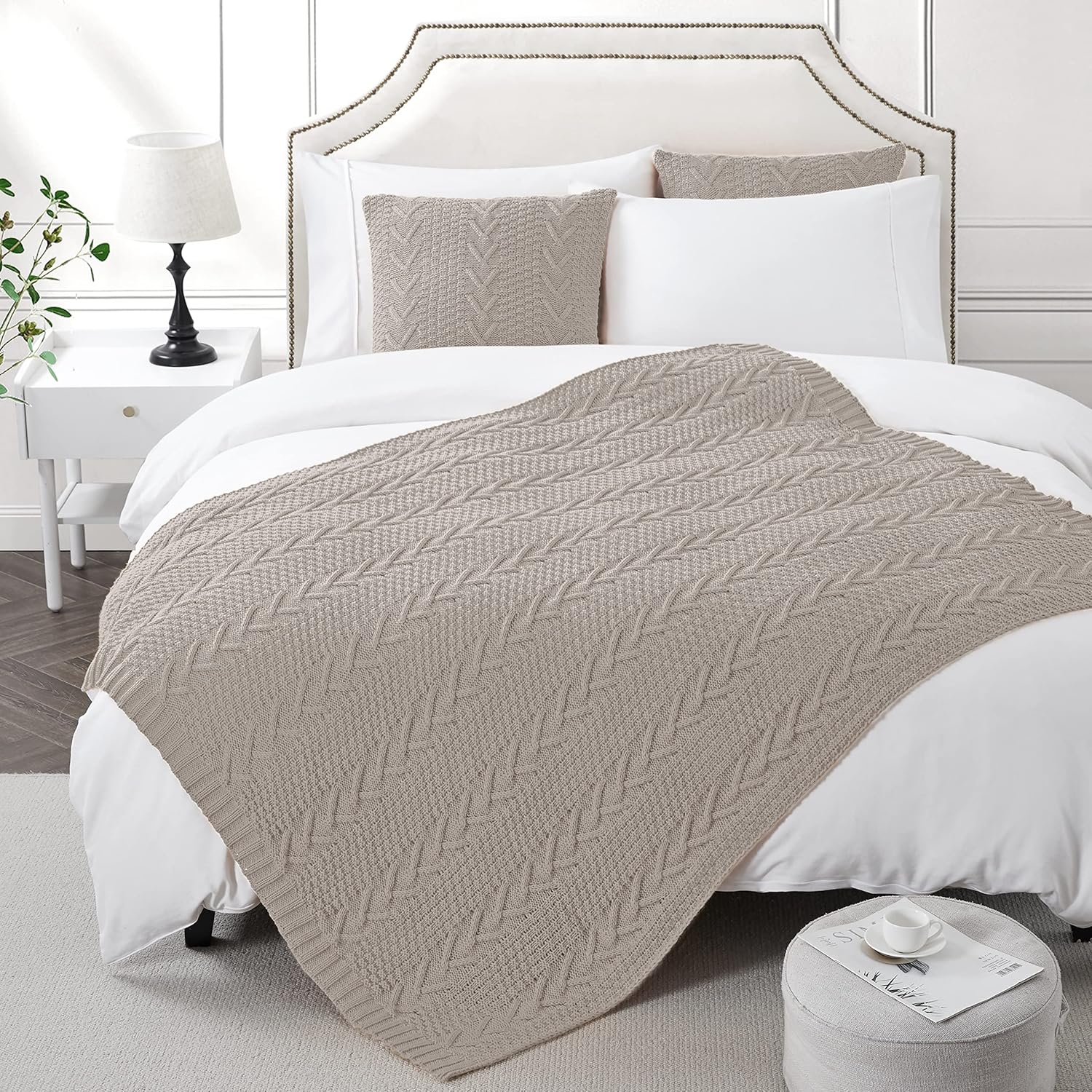Aormenzy Knitted Throw Blanket Set with Pillow Covers