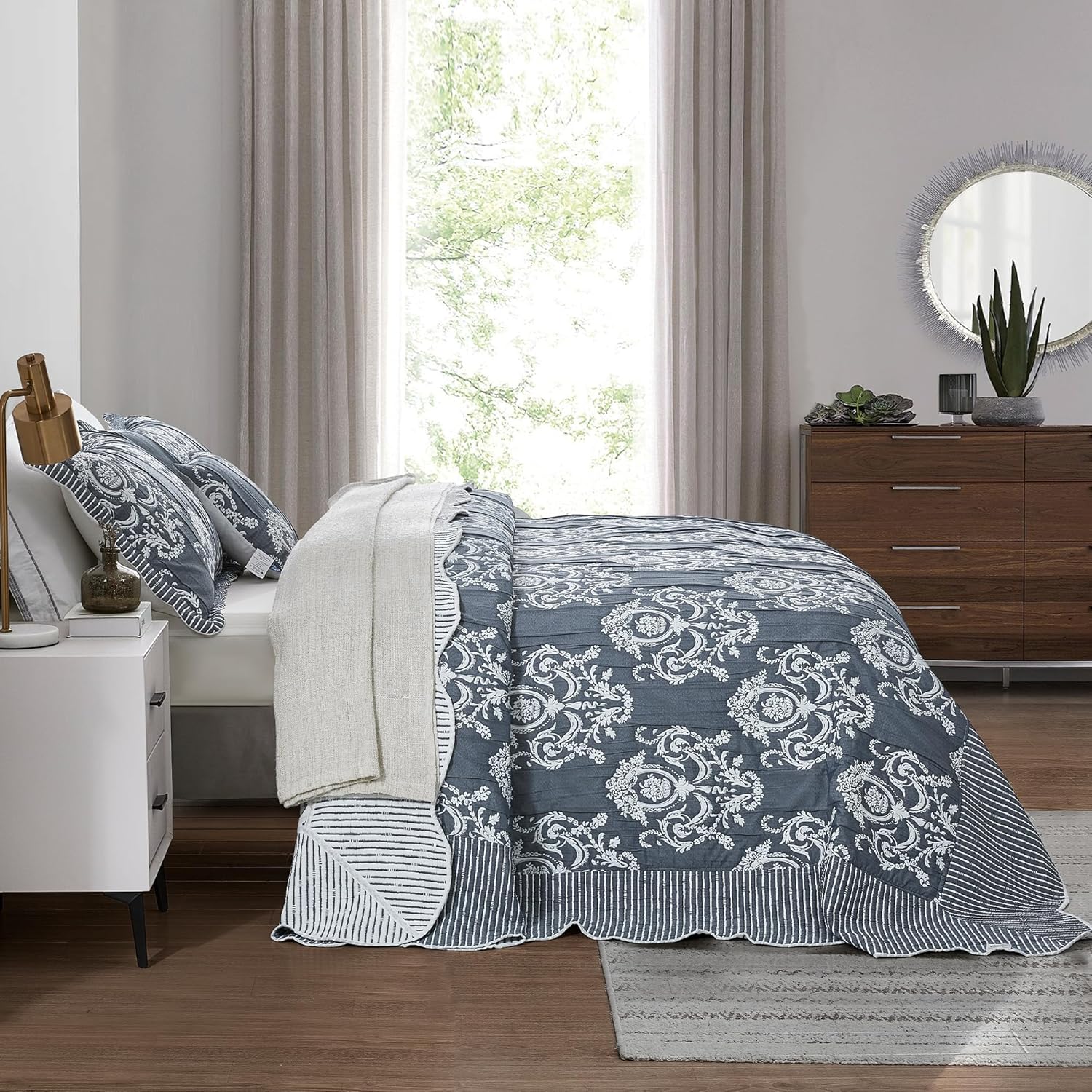HZ HY Oversized King Bedspread 138x122 Dark Blue Jacquard Design