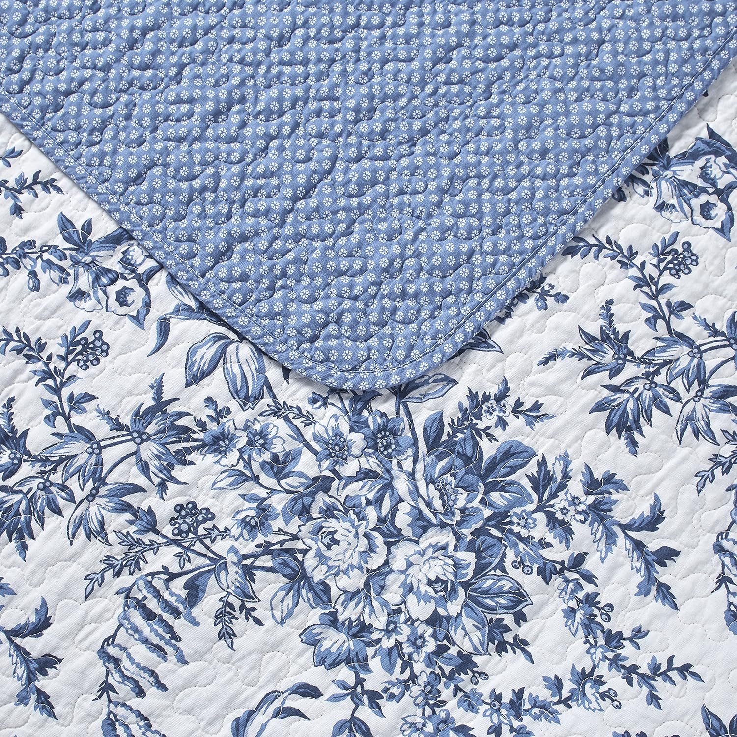 Laura Ashley Reversible Queen Quilt Set with Bedskirt and Shams